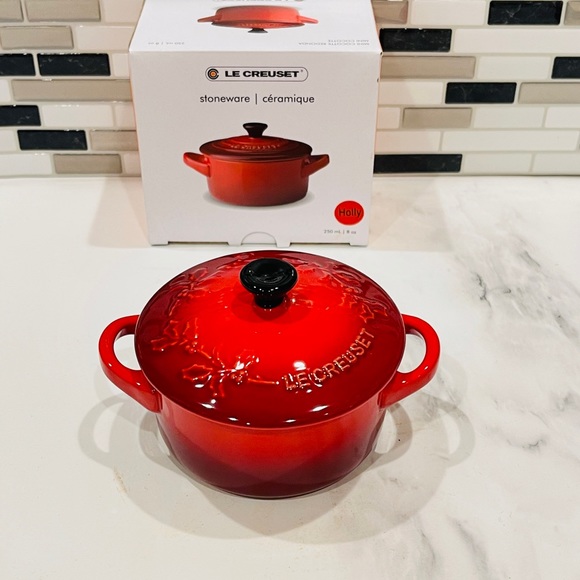 Le Creuset Kitchen Le Creuset Holly Mini Cocotte Poshmark